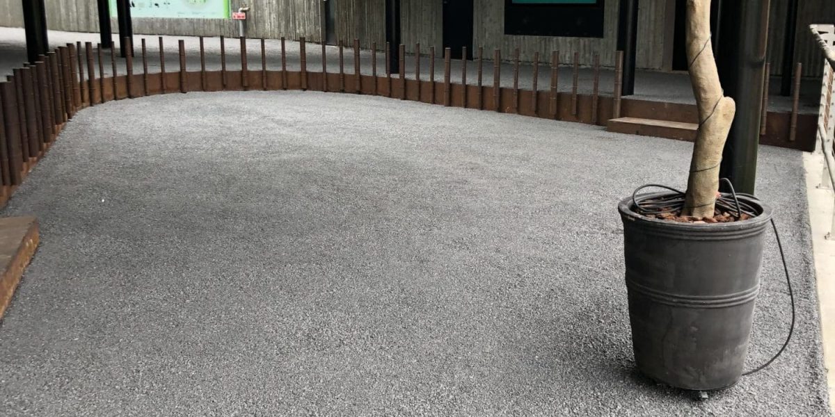 Flotte belægninger på stier i Københavns zoo