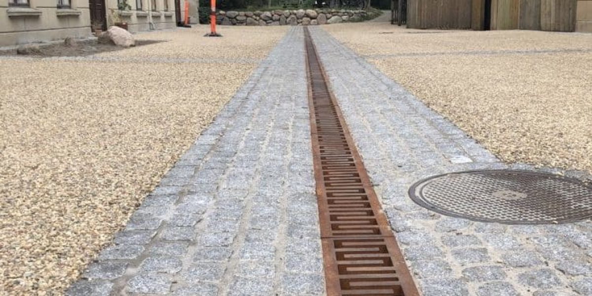 Gårdmiljø i København med flot belægning